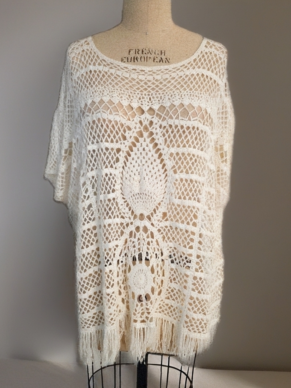 Trina Turk BOHO Crochet Cover-Up Top Size L - Picture 1 of 6